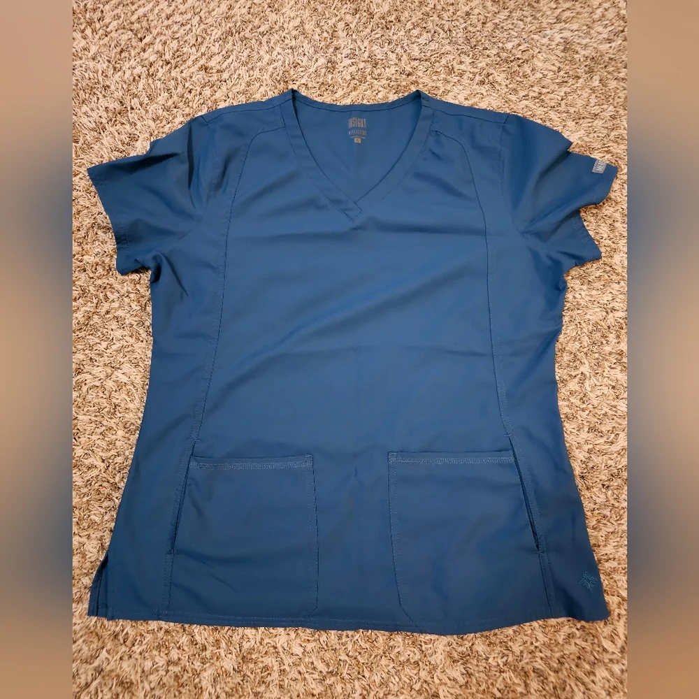 Med Couture Insight Top - Picture 1 of 3